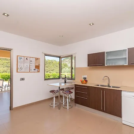 Malagarba D'enmig By Sealand