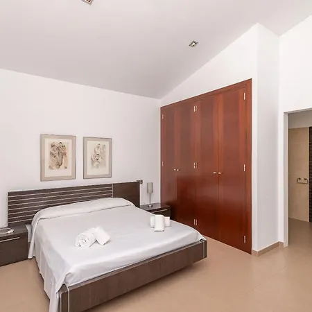 Malagarba D'enmig By Sealand Villa Pollença