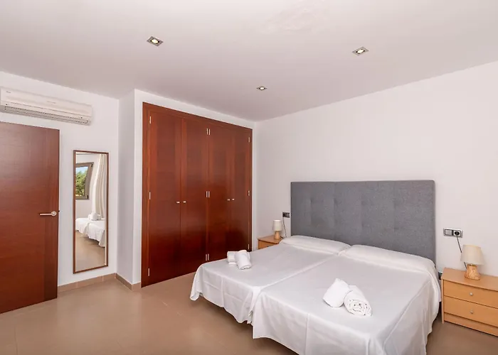 Malagarba D'enmig By Sealand * Pollença