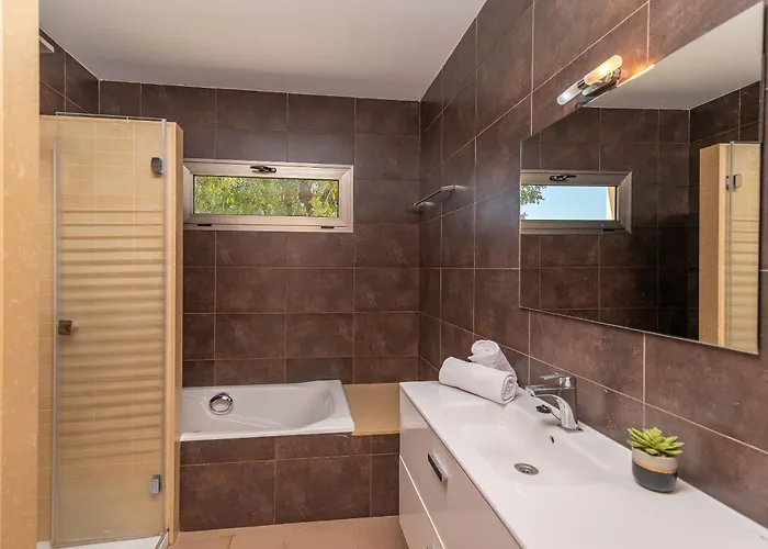 Malagarba D'enmig By Sealand Villa *