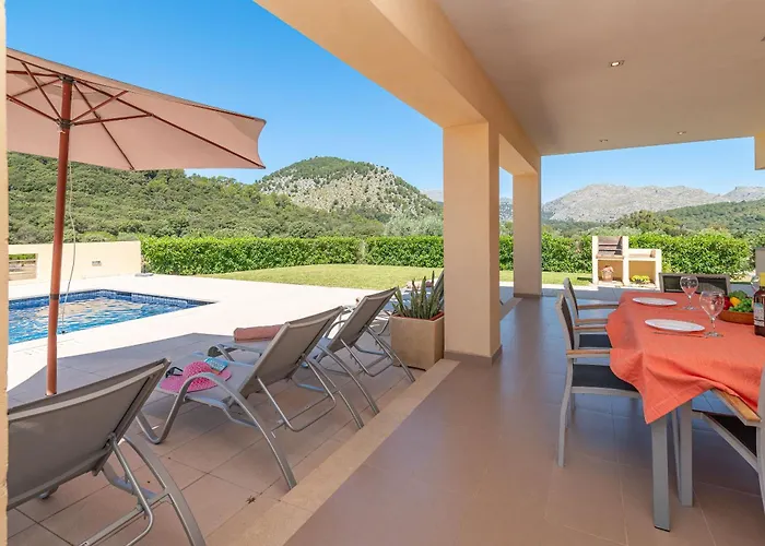 Villa Malagarba D'enmig By Sealand Pollenca